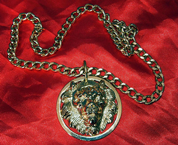 elvis pendant