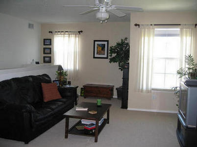 Living Room in  1bed/1bath Unit 2nd floor Unit