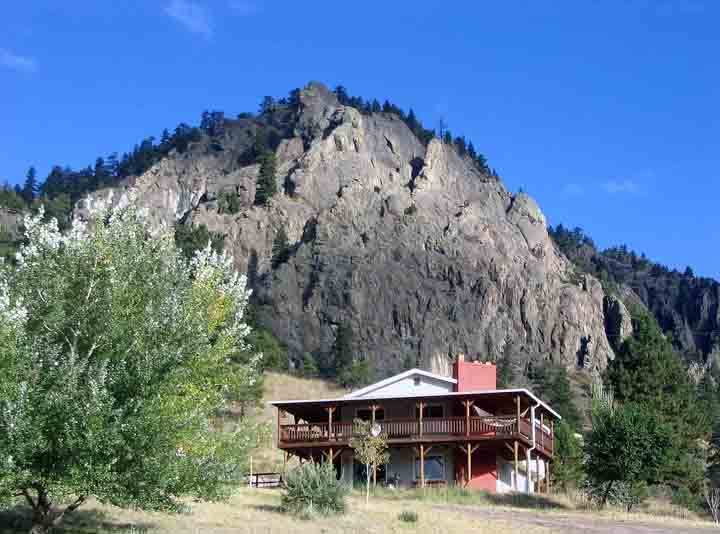 River View Guest House:  Comfortable Lodging  Near The Missourri River