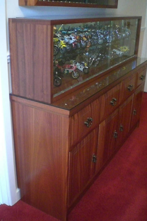 Display unit in Sapele
