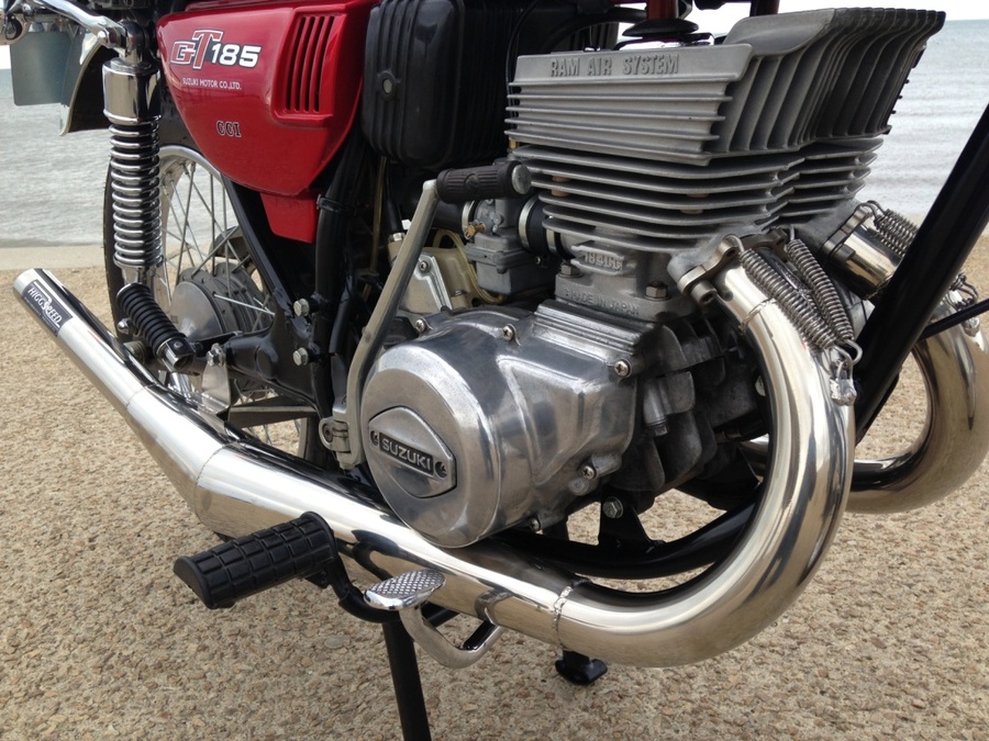 SUZUKI GT185 and GT125