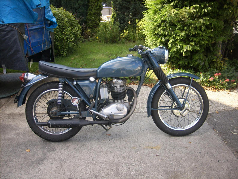 1968 WD B40 RAF