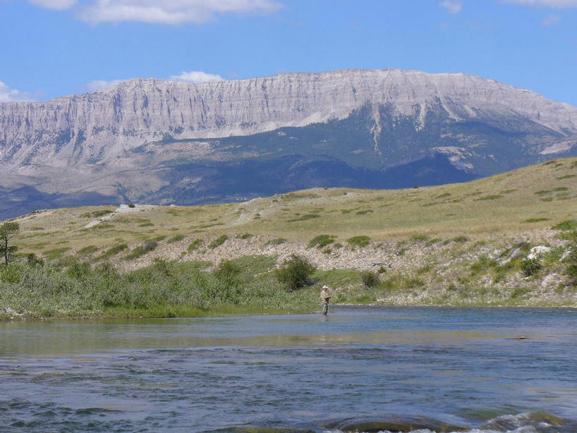 FLYFISHING THE MISSOURI RIVER
