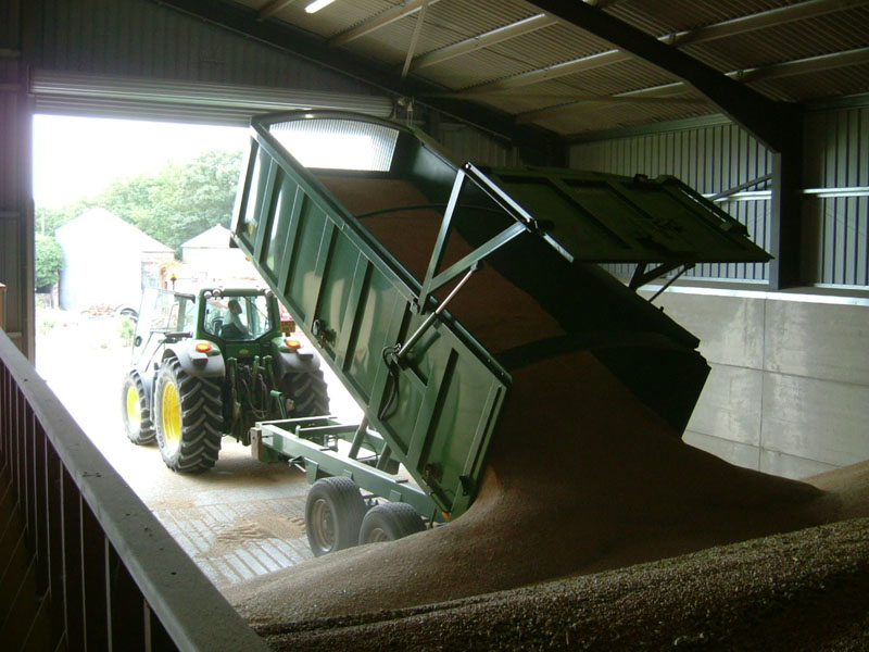 Loading grain store