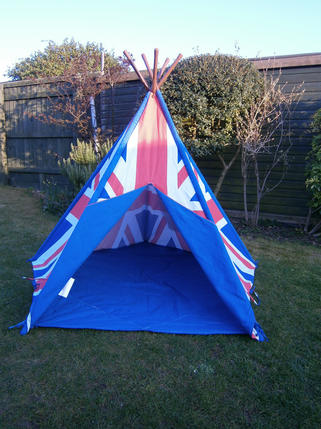 Child's Union Jack wigwam