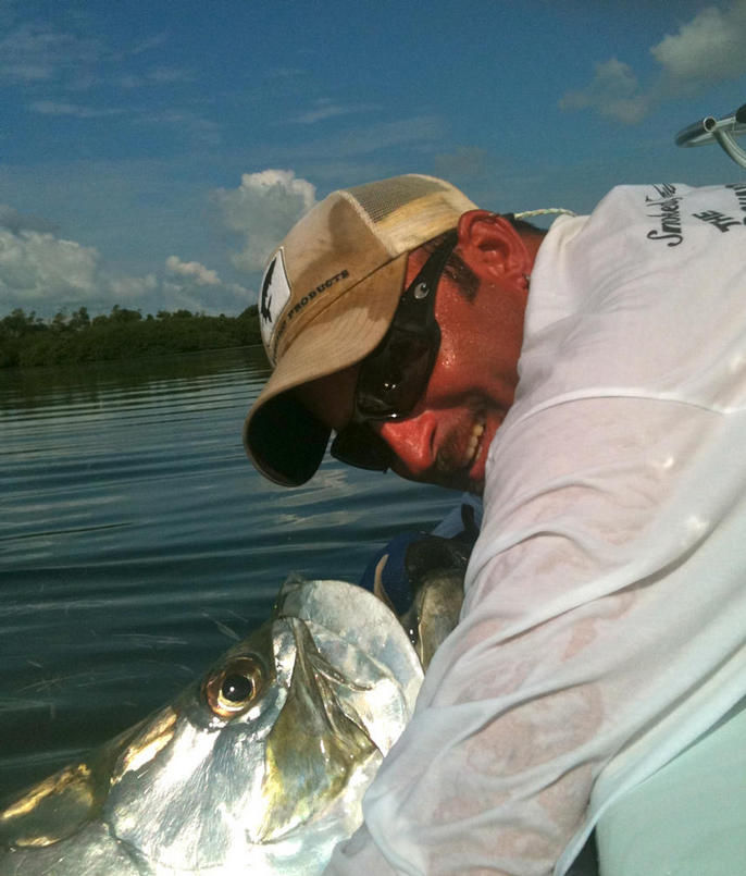 TARPON ON FLY "OLD WOODEN BRIDGE" THE BEST GUIDES SPRING BREAK INFORMATION FOR THE FLORIDA KEYS