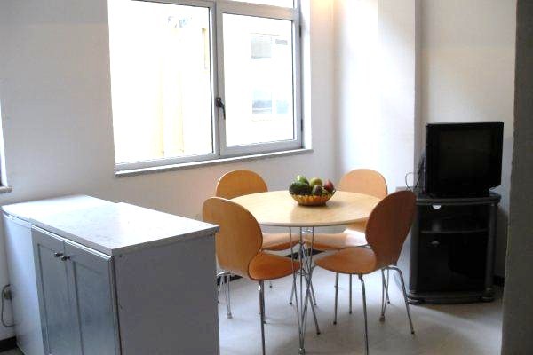 Studio dining