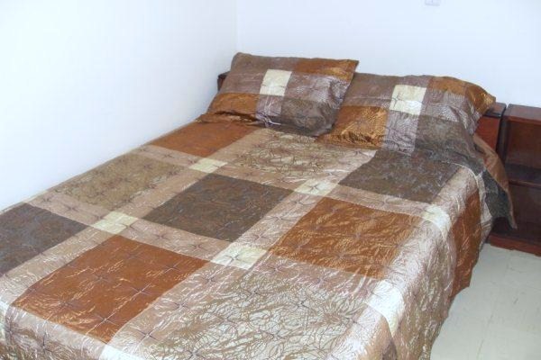 Studio bedroom