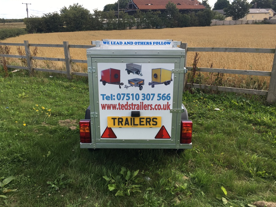 TICKNERS TRAILERS CP533