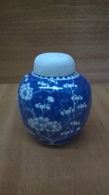 Ginger Jar which had a missing lid. A replacement lid is made, show in picture before hand colouring.