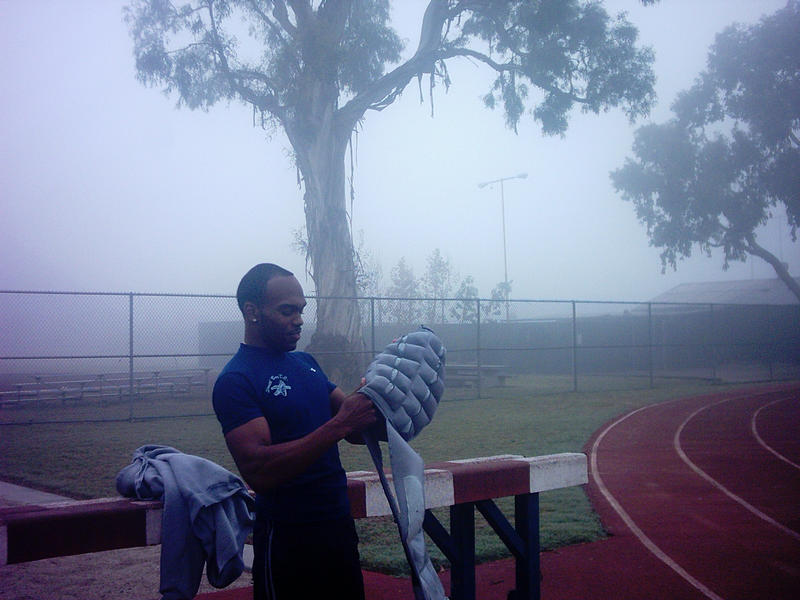 Sprinter, Delante Nelson "Vests-up" for a great workout.