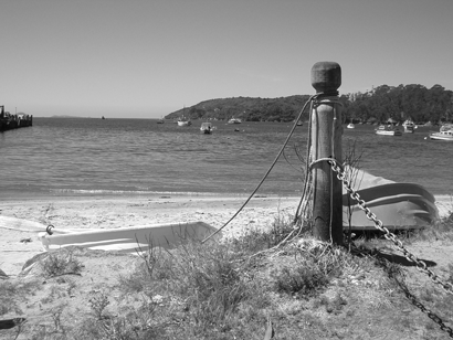 B&W pic - Oban, Stewart Island