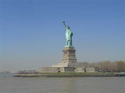 Statue of Liberty, NYC. Photo © Jeremy Cousins 2007