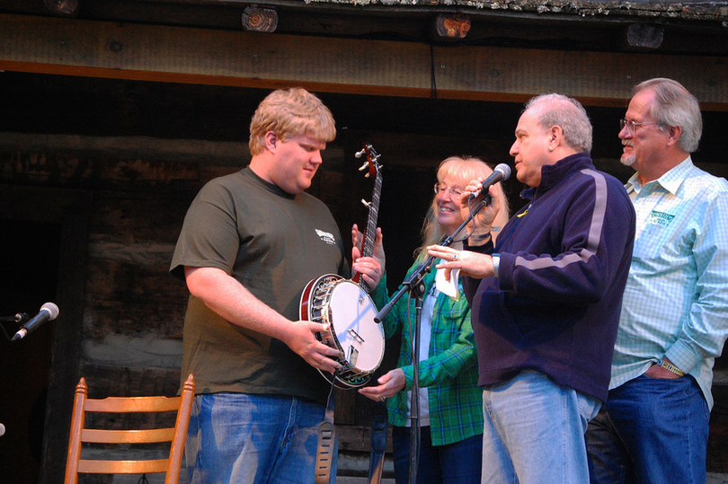 Steven Moore Janet Deering Pete Wernick Gregg Deering