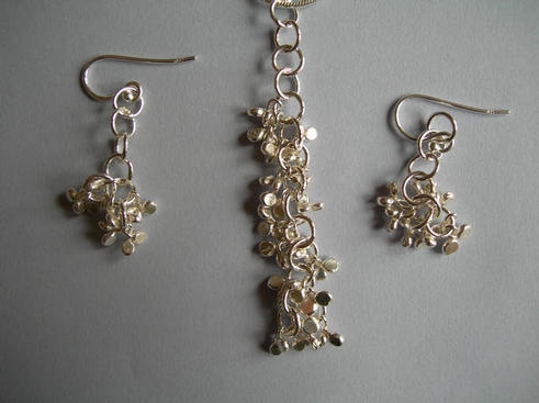 Accents pendant and earrings