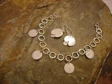 Beach bracelet and earrings