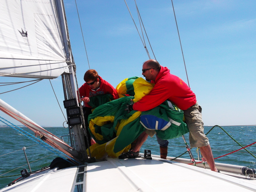 Ben and Jules drag the Gary back after the battle was won
