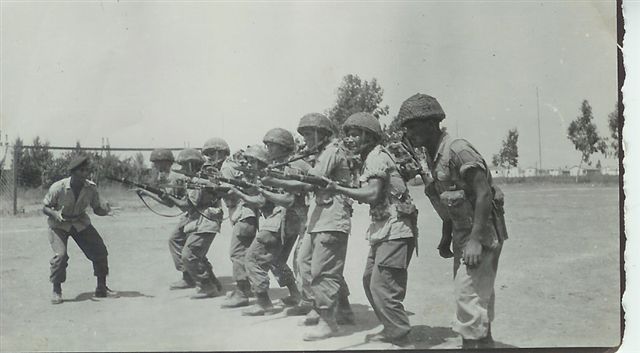 Picture of soldiers