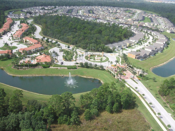  LOOK AT THE TOP RIGHT YOU CAN JUST ABOUT SEE DISNEY WORLD, AT NIGHT TIME THE FIREWORK DISPLAY