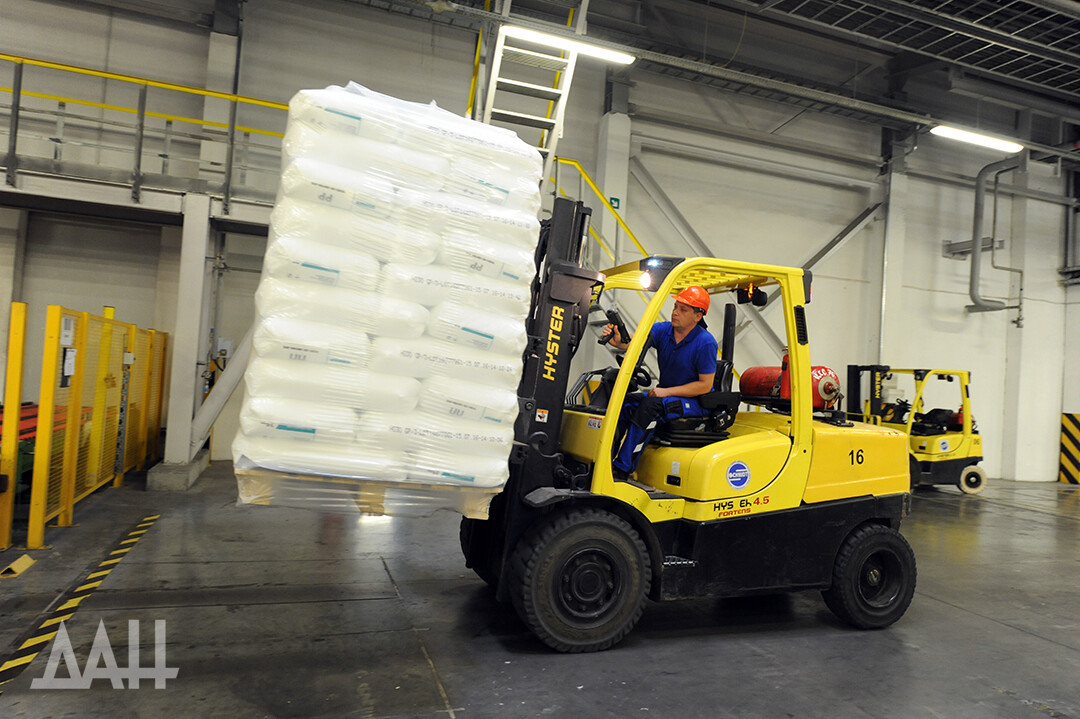Government gives 1.5 billion for export support centres  in the regions