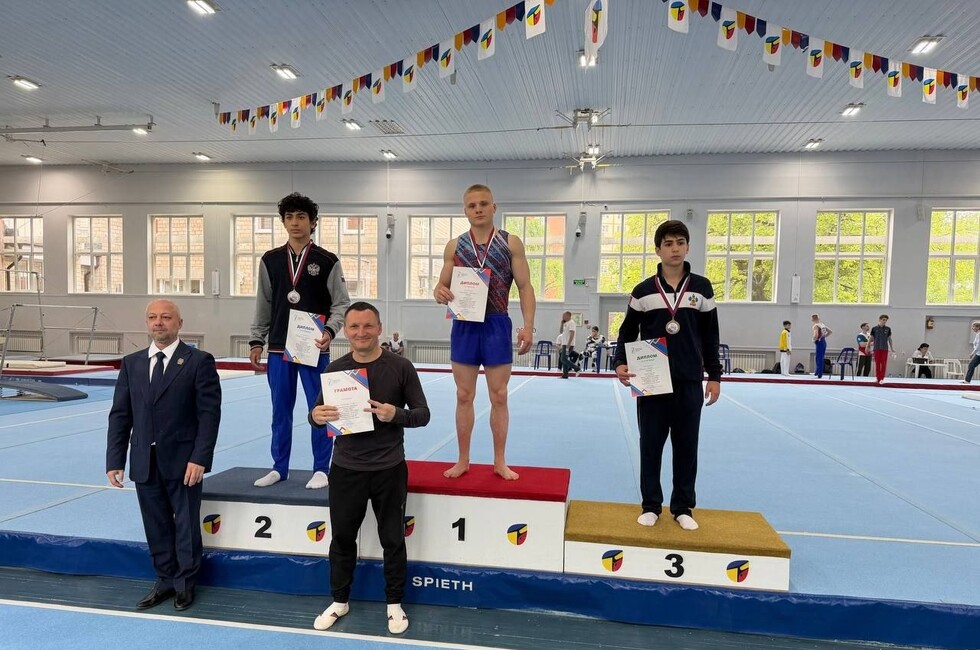 DPR gymnasts won 8 medals at the Southern and North Caucasian Championships