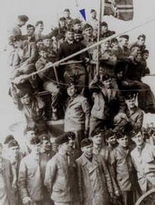 Off to sea. Don't crowd me out lads!