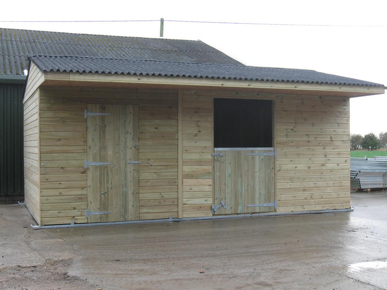 12x12 stable + 12x8 tack room