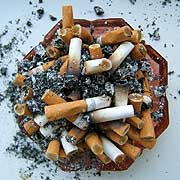 Stop smoking Rotherham- dirty ashtray to show encourage people to try stop smoking hypnotherapy Rotherham