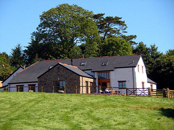 GRAND DESIGNS