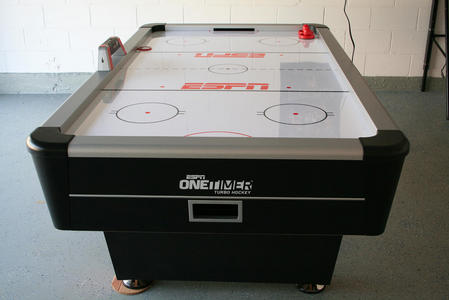 Turbo Air Hockey