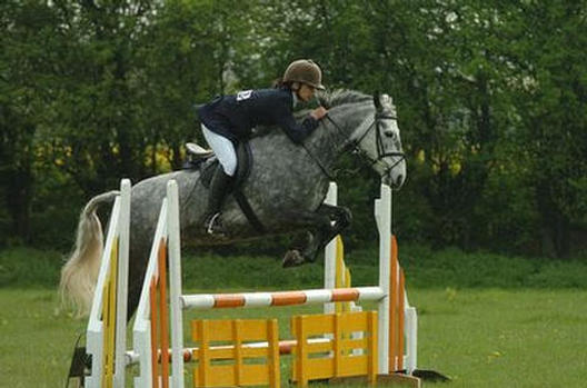 Sara on Kira
