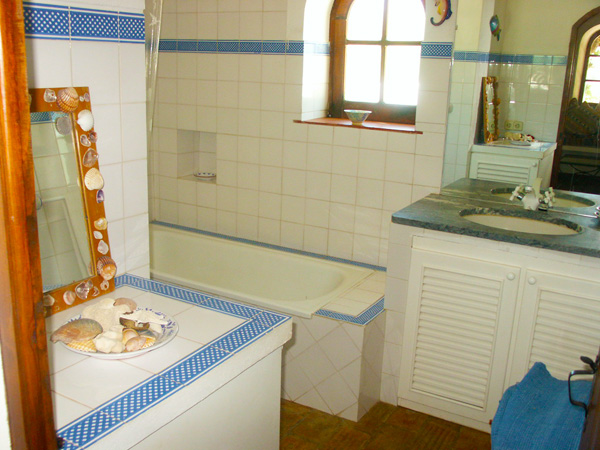 Family bathroom