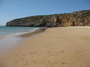 Furnas Beach (7 km)