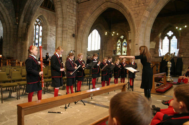 Recorder consort performance (Dec 2005)