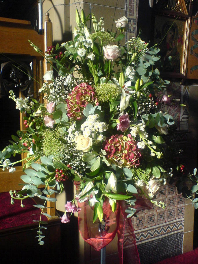 full pedestal arrangement