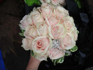 Sweet avalanche rose posy with crystals